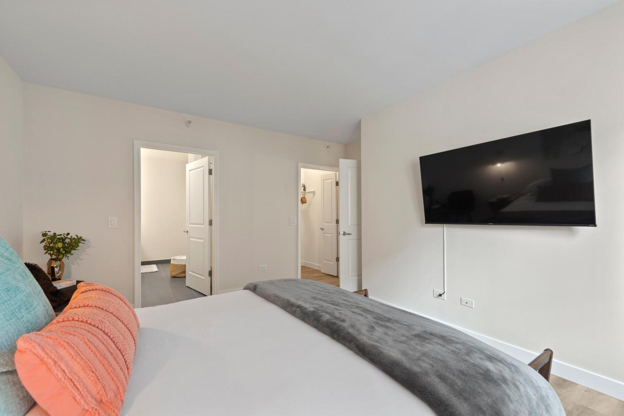 The Bernardin Gold Coast Luxury Apartments Near Magnificent Mile Chicago Eksteriør bilde
