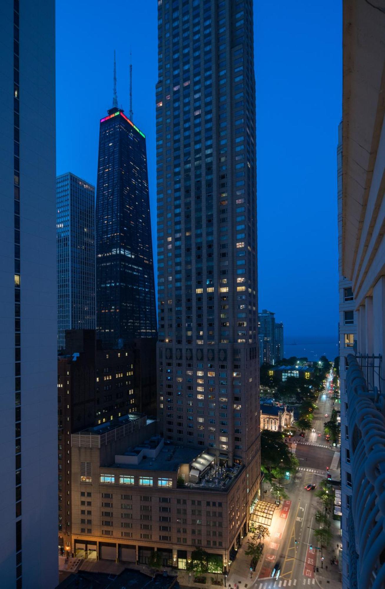 The Bernardin Gold Coast Luxury Apartments Near Magnificent Mile Chicago Eksteriør bilde
